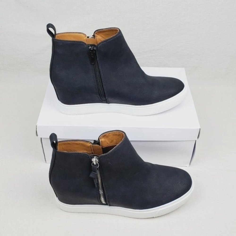 Report kismet black hi- top wedge sneakers